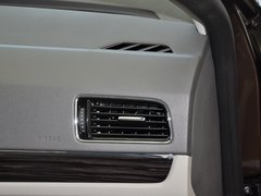 2013款 1.6L 自动 豪华版