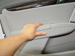2013款 1.6L 自动 豪华版