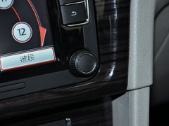 2013款 1.6L 自动 豪华版