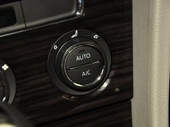 2013款 1.6L 自动 豪华版