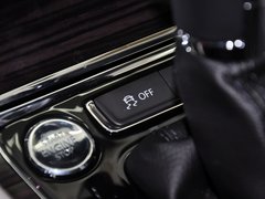 2013款 1.6L 自动 豪华版