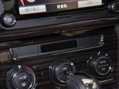 2013款 1.6L 自动 豪华版