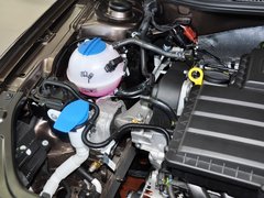2013款 1.6L 自动 豪华版