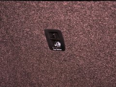 2013款 1.6L 自动 豪华版