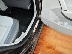 2013款 1.6L 自动 豪华版