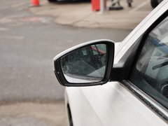 2013款 1.6L 自动 舒适型