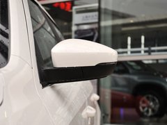 2013款 1.6L 自动 舒适型