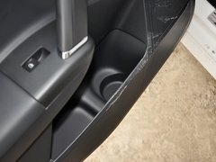 2013款 1.6L 自动 舒适型