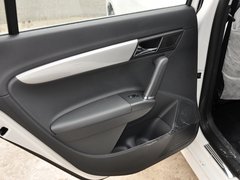 2013款 1.6L 自动 舒适型