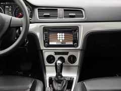 2013款 1.6L 自动 舒适型