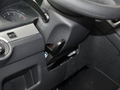 2013款 1.6L 自动 舒适型