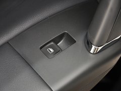 2013款 1.6L 自动 舒适型