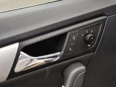 2013款 1.6L 自动 舒适型