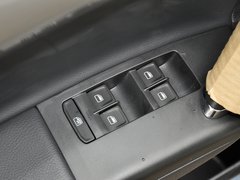 2013款 1.6L 自动 舒适型