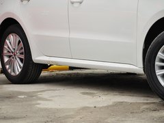 2013款 1.6L 自动 舒适型