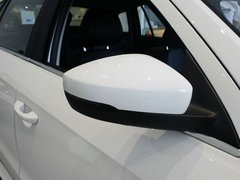 2013款 1.6L 自动 豪华版