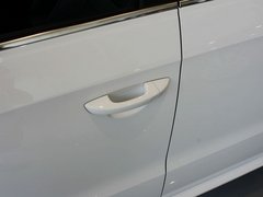 2013款 1.6L 自动 豪华版