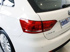 2013款 1.6L 自动 豪华版