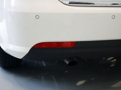 2013款 1.6L 自动 豪华版