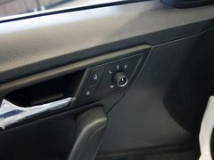 2013款 1.6L 自动 豪华版