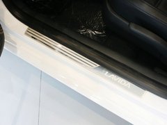 2013款 1.6L 自动 豪华版