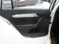 2013款 1.6L 自动 豪华版