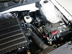2013款 1.6L 自动 豪华版