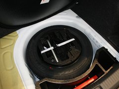 2013款 1.6L 自动 豪华版