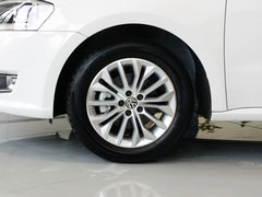 2013款 1.6L 自动 豪华版