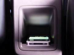 2013款 1.6L 自动 豪华版