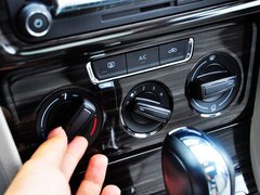 2013款 1.6L 自动 豪华版