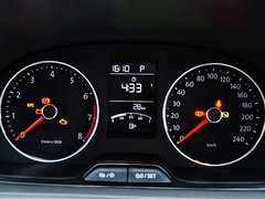 2013款 1.6L 自动 豪华版
