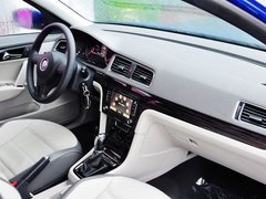 2013款 1.6L 自动 豪华版