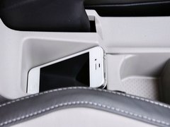 2013款 1.6L 自动 豪华版