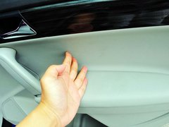 2013款 1.6L 自动 豪华版