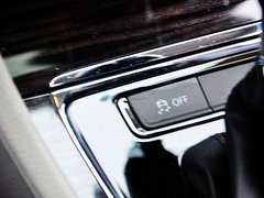 2013款 1.6L 自动 豪华版