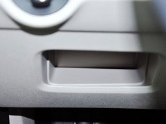 2013款 1.6L 自动 豪华版