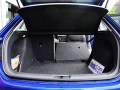 2013款 1.6L 自动 豪华版
