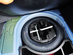 2013款 1.6L 自动 豪华版