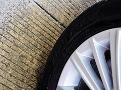 2013款 1.6L 自动 豪华版