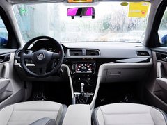2013款 1.6L 自动 豪华版