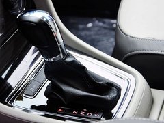2013款 1.6L 自动 豪华版