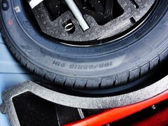 2013款 1.6L 自动 豪华版
