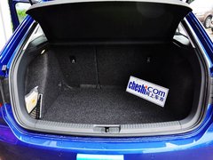 2013款 1.6L 自动 豪华版