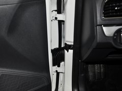 2013款 1.6L 自动 豪华版