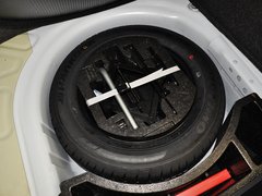 2013款 1.6L 自动 豪华版