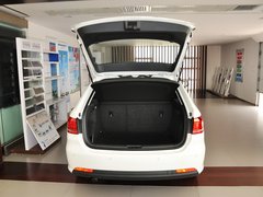 2013款 1.6L 自动 豪华版