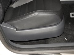 2013款 1.6L 自动 豪华版