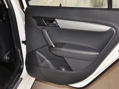 2013款 1.6L 自动 豪华版