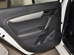 2013款 1.6L 自动 豪华版